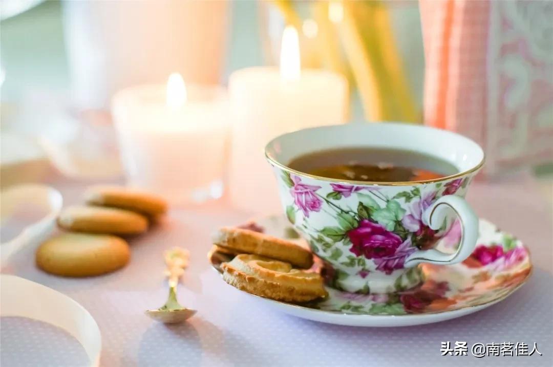 伯爵红茶和英式红茶的区别,立顿经典红茶和英式早餐红茶区别