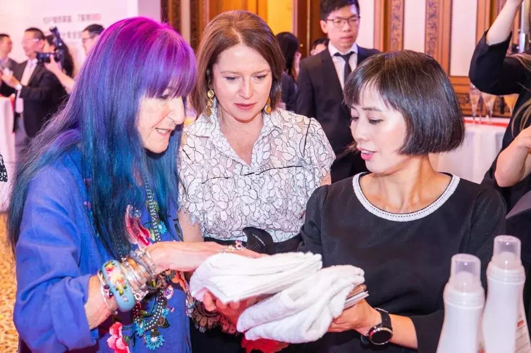 明星洗衣服的八卦,小S和古巨基到底谁更奇葩?