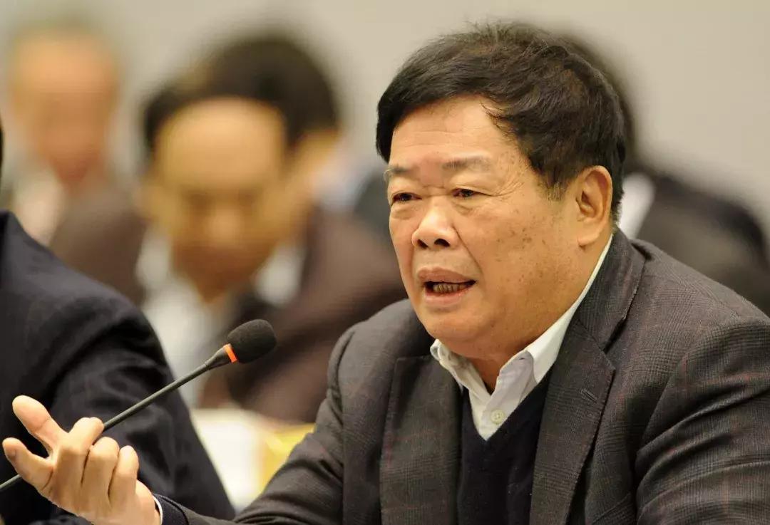 曹德旺说企业目前遇到困难,曹德旺谈实业发展现状