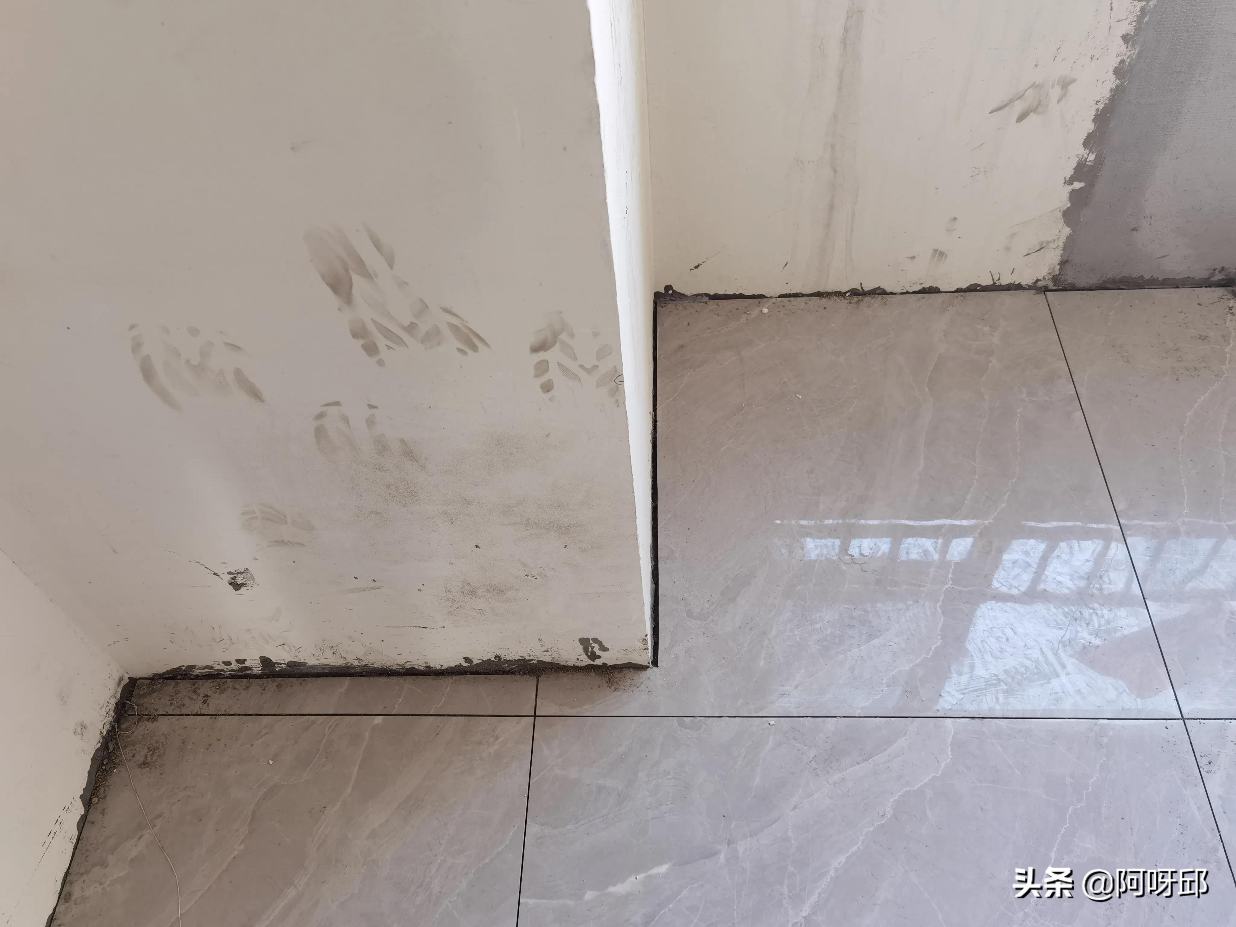 贴瓷砖后期注意什么,瓷砖铺贴的常见问题和解决方法