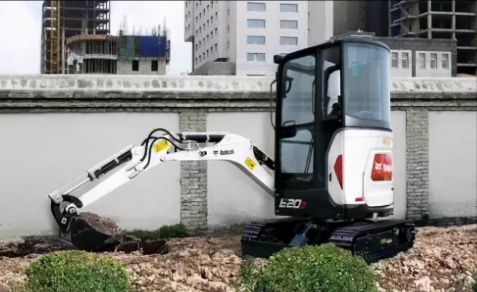 山猫e20挖掘机表演视频,山猫e20挖掘机怎么操作