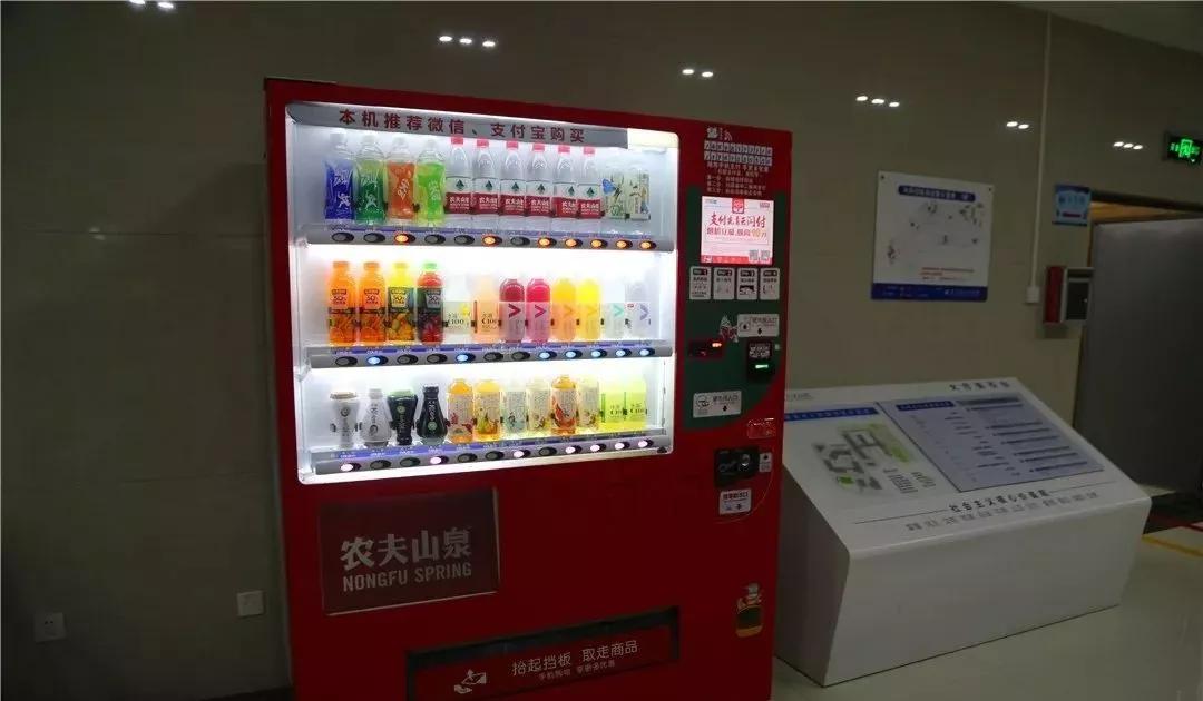 文明蒙自新名片这条“gai”上最靓的医院！