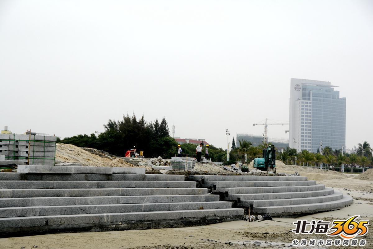 档次提升！北海新“潮”雕初见规模，台阶向海延伸呈现波浪形