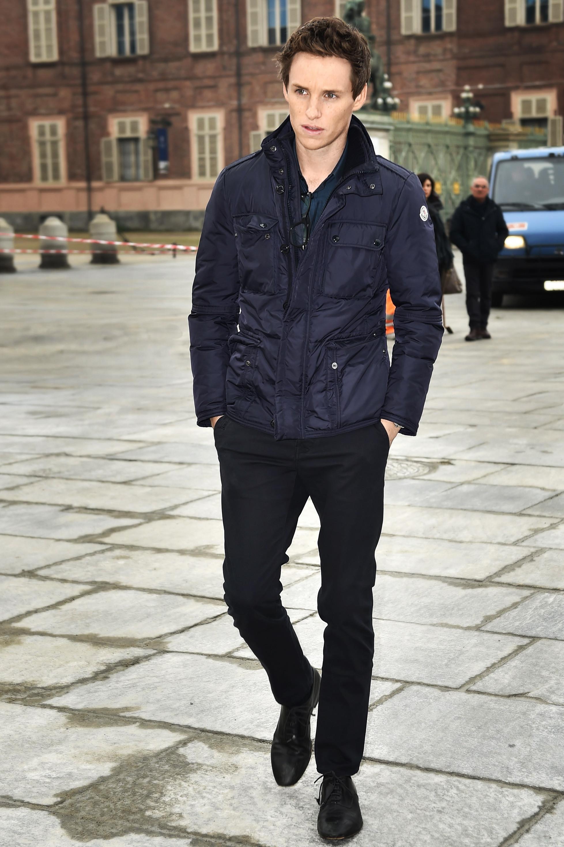 moncler羽绒服上万值不值,moncler盟可睐羽绒服款式