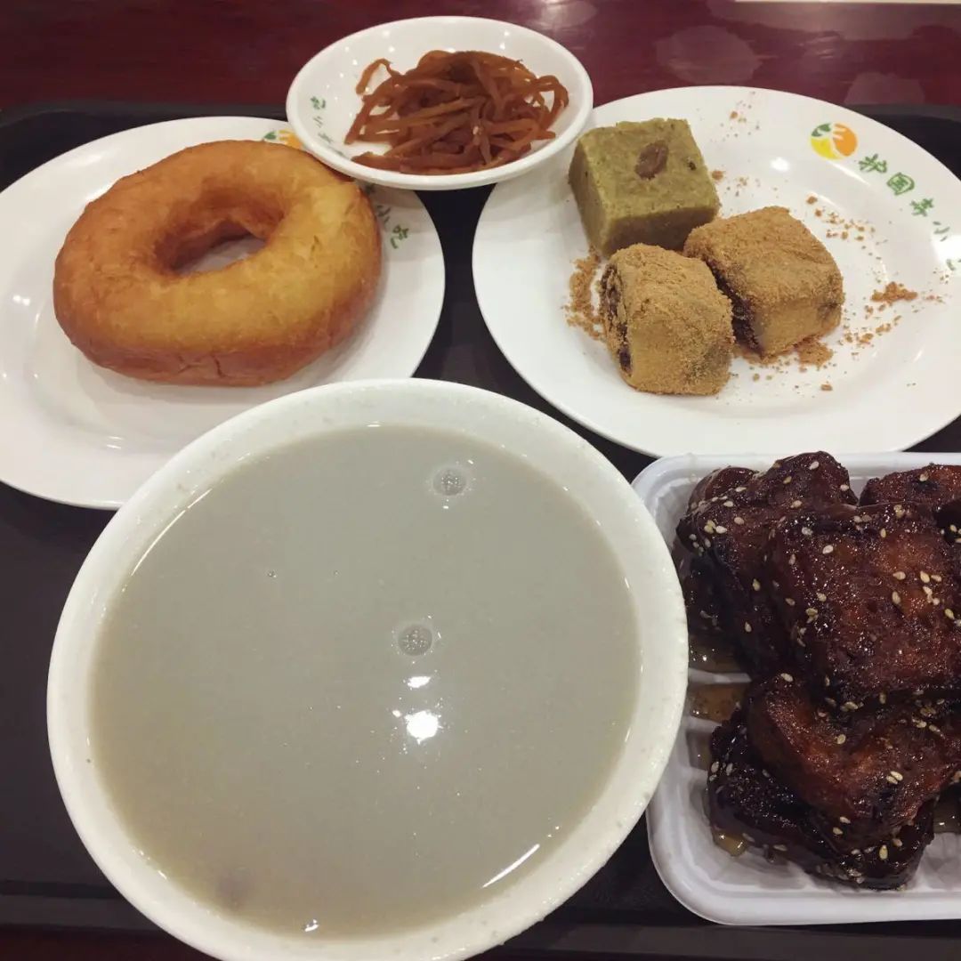 尝遍所有美味却依旧贪恋家的味道,北京百年老字号的小吃店