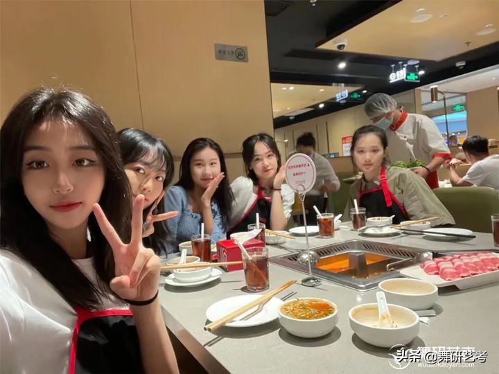 只有内心强大了才能冲破一切阻碍,只有自己内心强大才能不被伤害