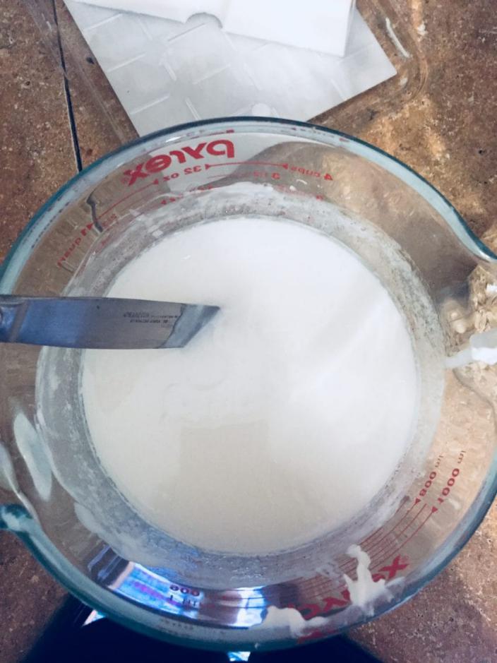 废弃的香皂怎么做香皂,自制适合夏天洗澡的香皂