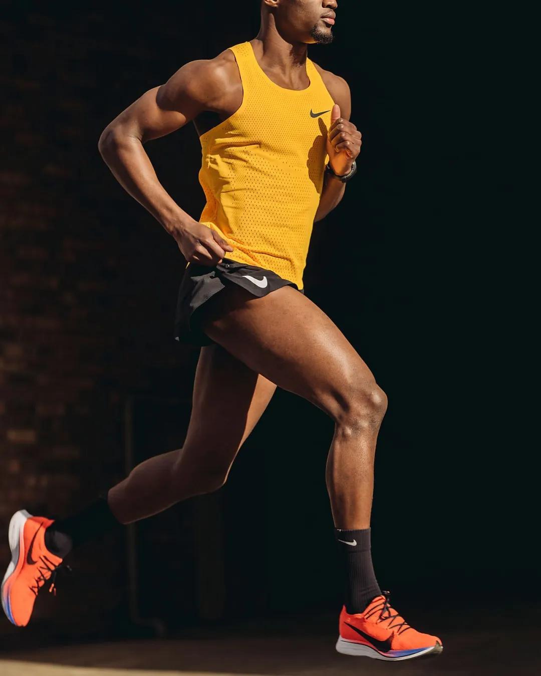 健身短裤平时可以穿吗,健身短裤穿宽松的还是收紧的