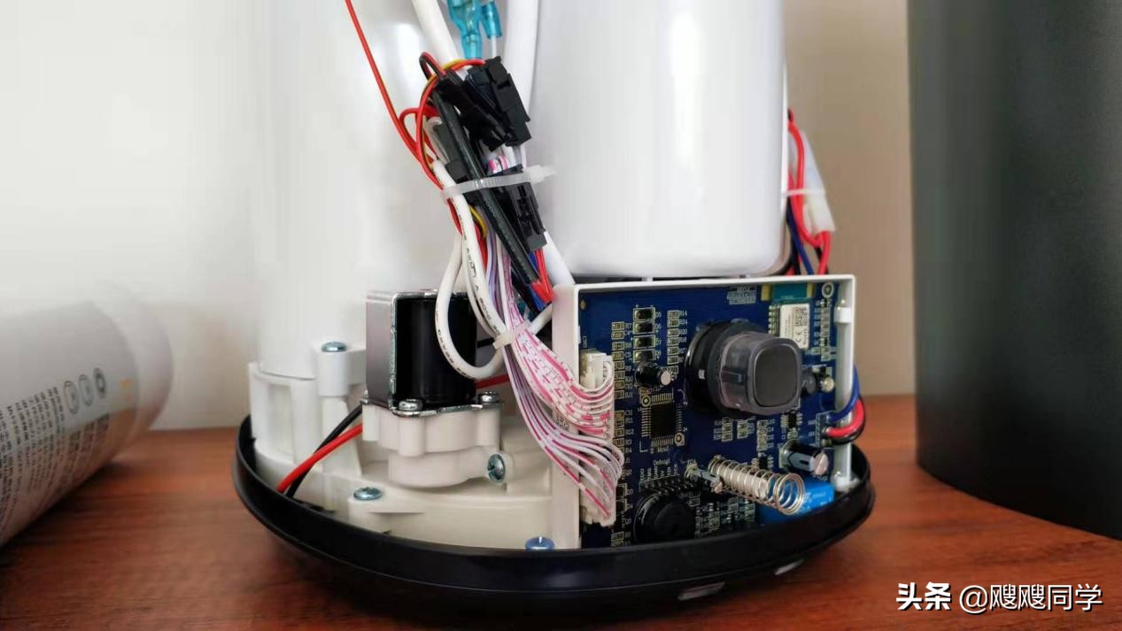 中国移动推出自有品牌净水器，大通量反渗透智能APP，全流程体验