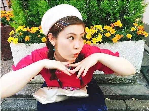 适合微胖小个子女生的衣服店铺,微胖小个子衣服穿搭