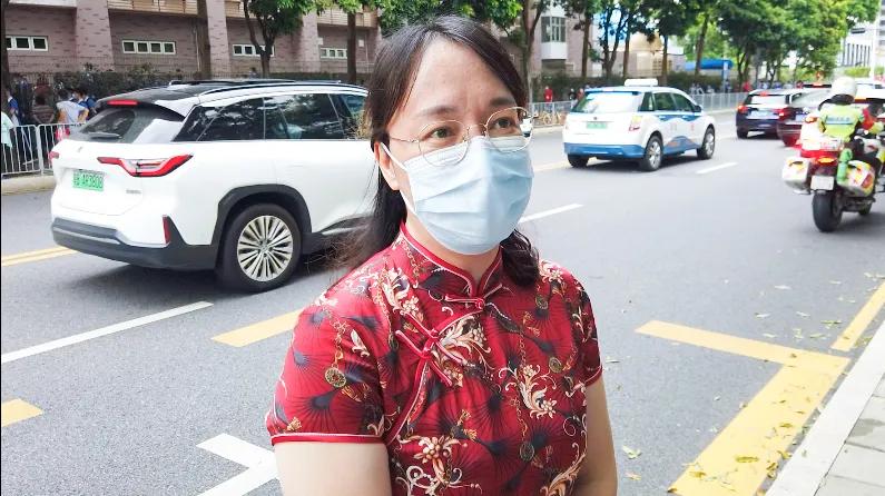 萌娃、萌宠纷纷抢镜！今年高考作文，深圳学生躺赢？