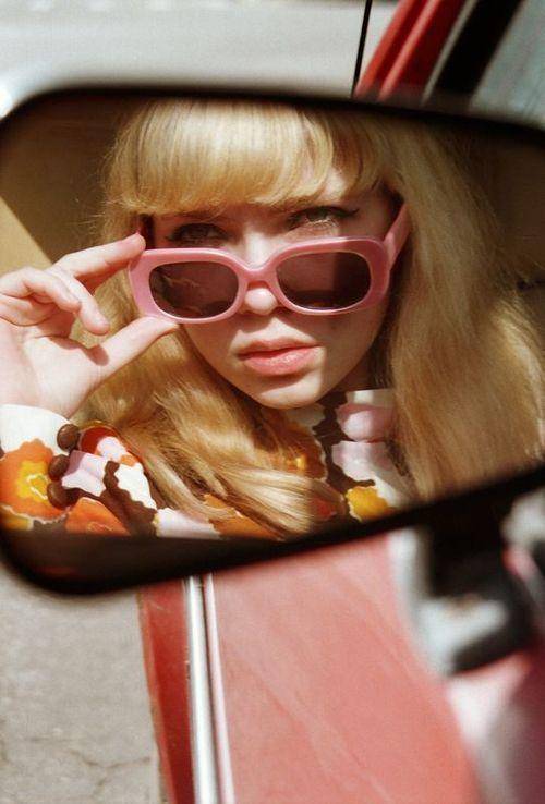 晒后皮肤疼如何快速修复,晒伤后出的晒痕如何处理