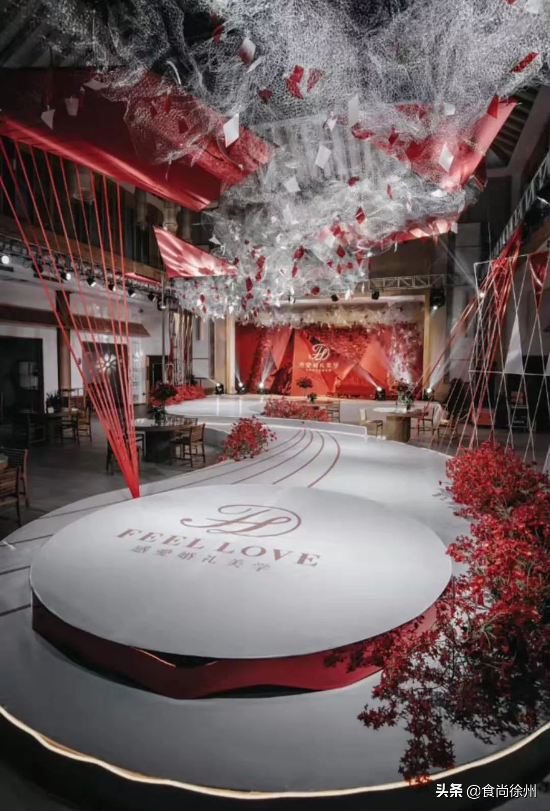 史无前例！她只花了2万，就在徐州办成了50万的婚礼