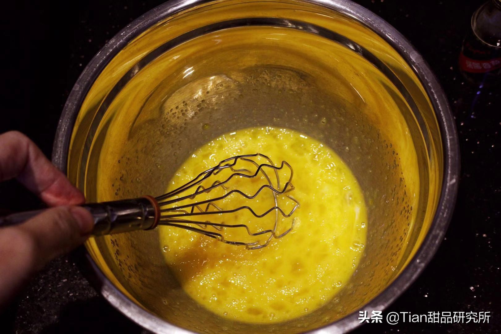 焦糖布丁做法超级简单不用烤箱的,不用烤箱也可以做的法式焦糖布丁