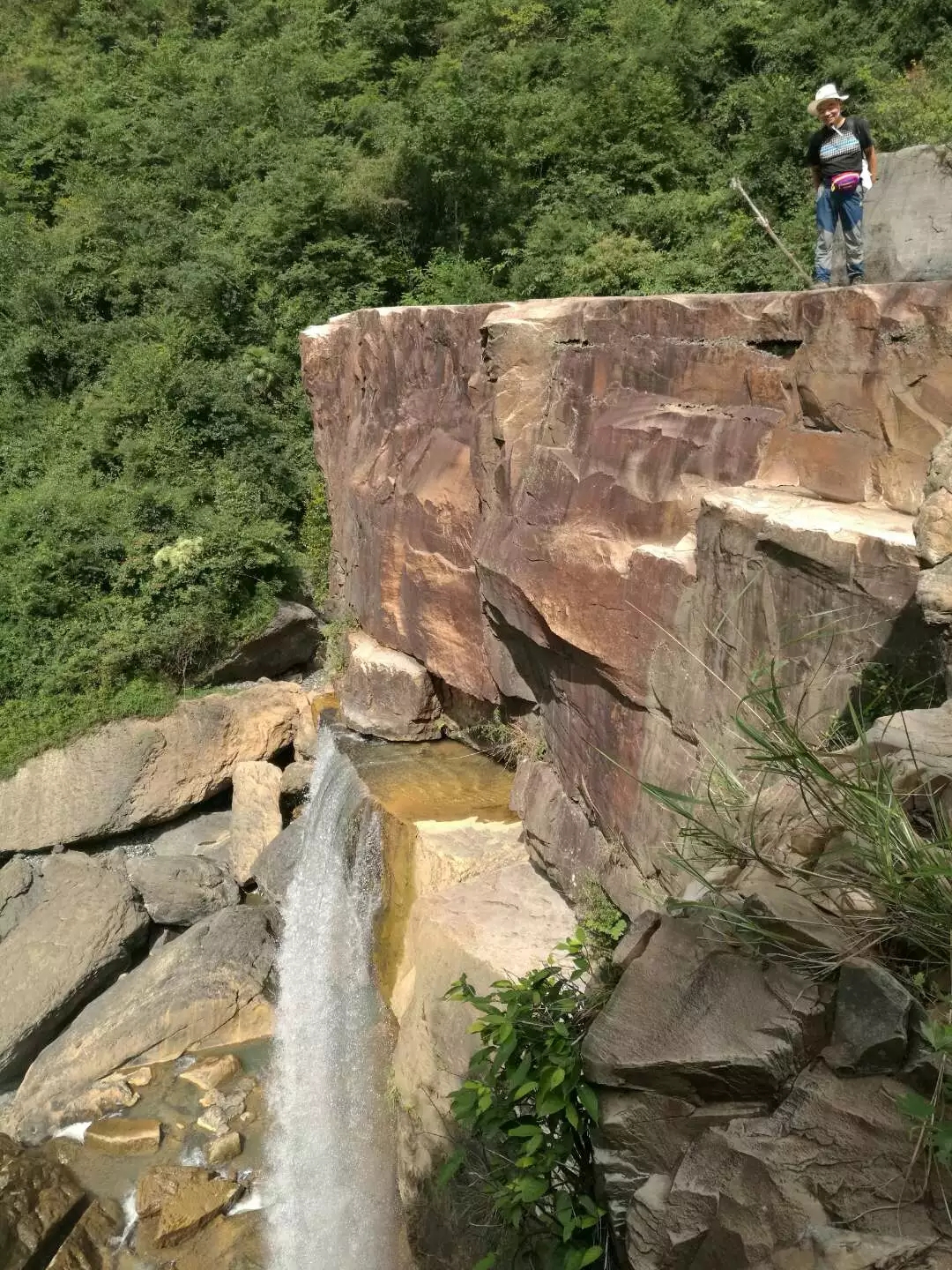 西漂湾瀑布群,建始西漂湾瀑布群