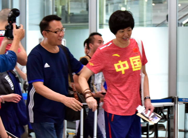 郎平的坎坷情史，为国家体育事业2次放弃爱情，年过半百终获幸福