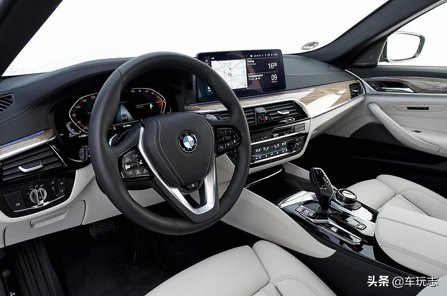 宝马5系旅行车520i,全新宝马5系520