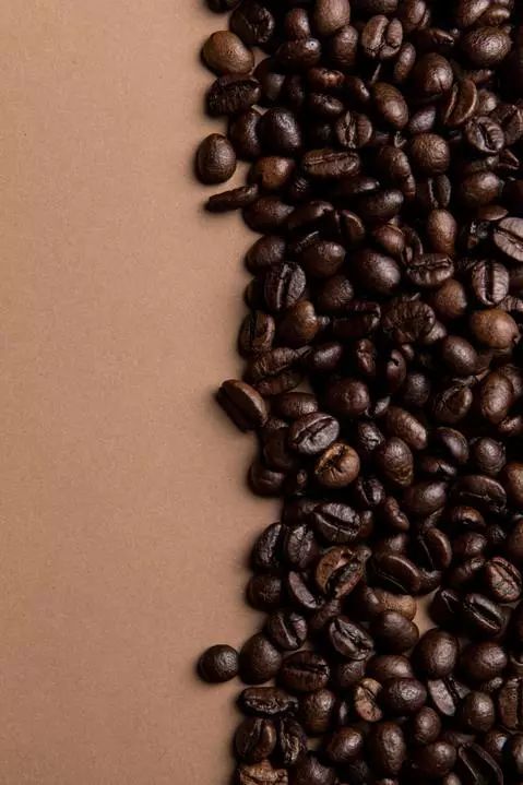 保温杯里放几个枸杞有没有事儿,保温杯里枸杞要吃吗