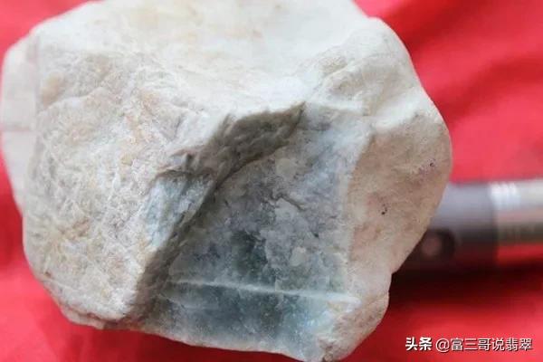 翡翠原石赌石入门级知识大全,翡翠原石赌石鉴别方法