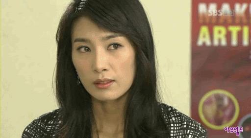 我居然被小三圈粉了！盘点5位“人气辗压正宫”的爆红小三