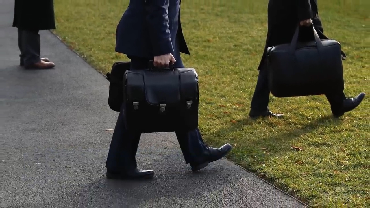 美国总统同款公文包,美国的公文包是什么