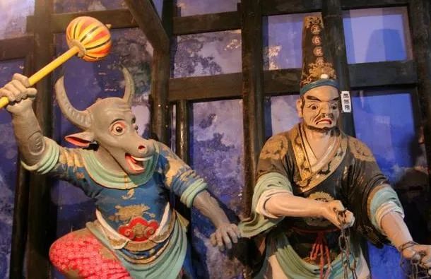 阎王判官钟馗关系与分工,阎王钟馗判官三者是什么关系