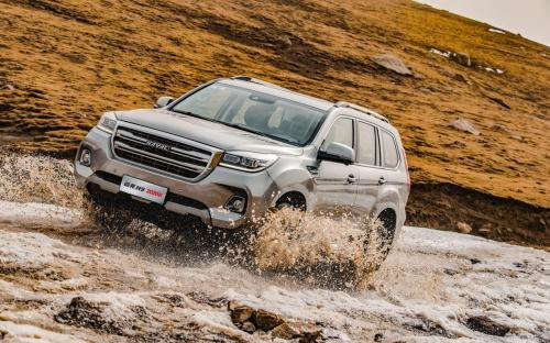 20万硬派越野车排名前十名,20万以内二手混动硬派越野车