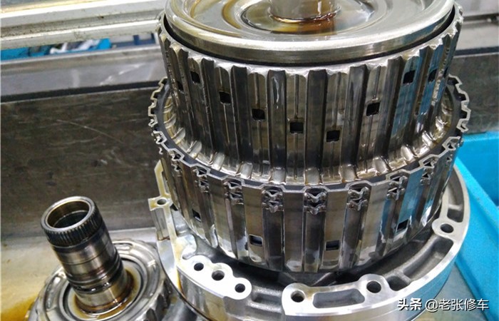 宝马3系传动故障车抖动大,宝马车主吐槽3系变速箱顿挫冲击