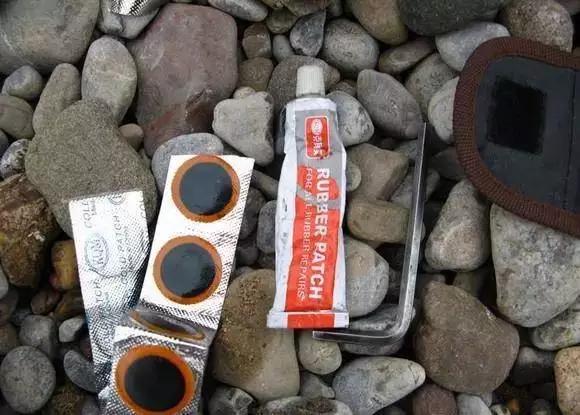 不会补胎咋补,单车骑行补胎