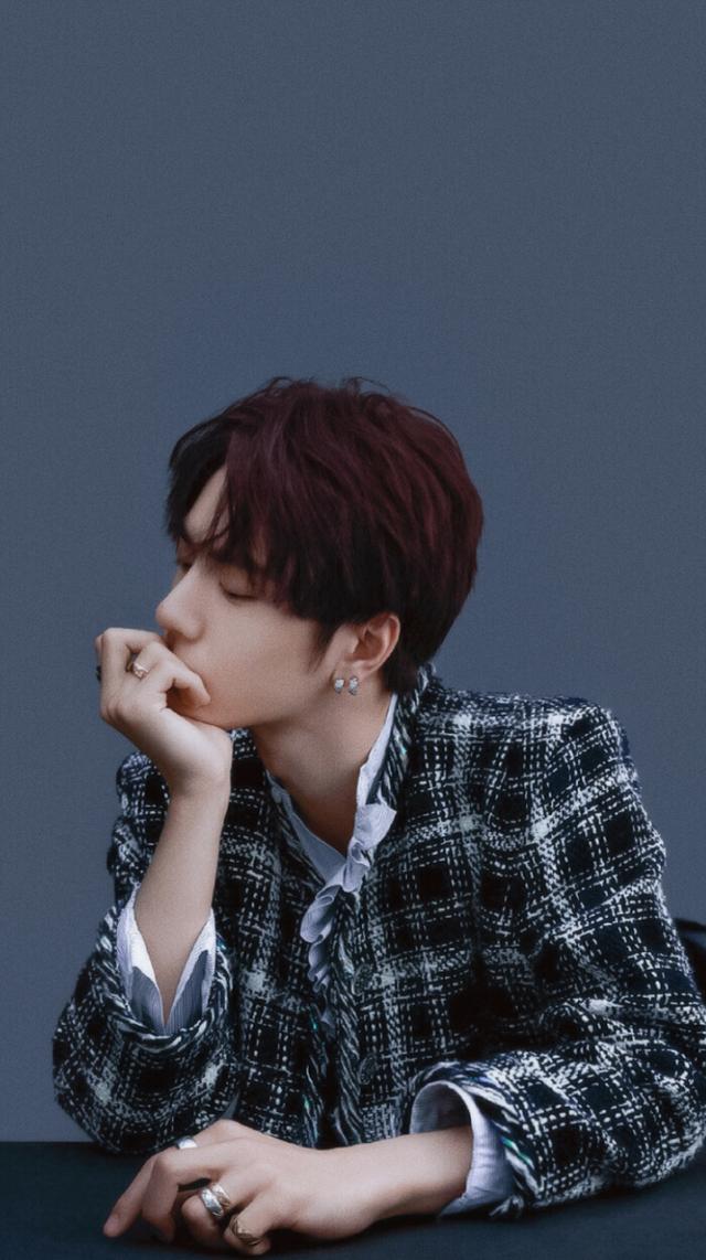 娱乐圈男明星最美的几双手,快来看看有没有你们的爱豆