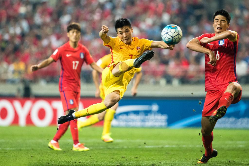 媒体人热议国足0-1不敌韩国,2010国足世预赛惨败