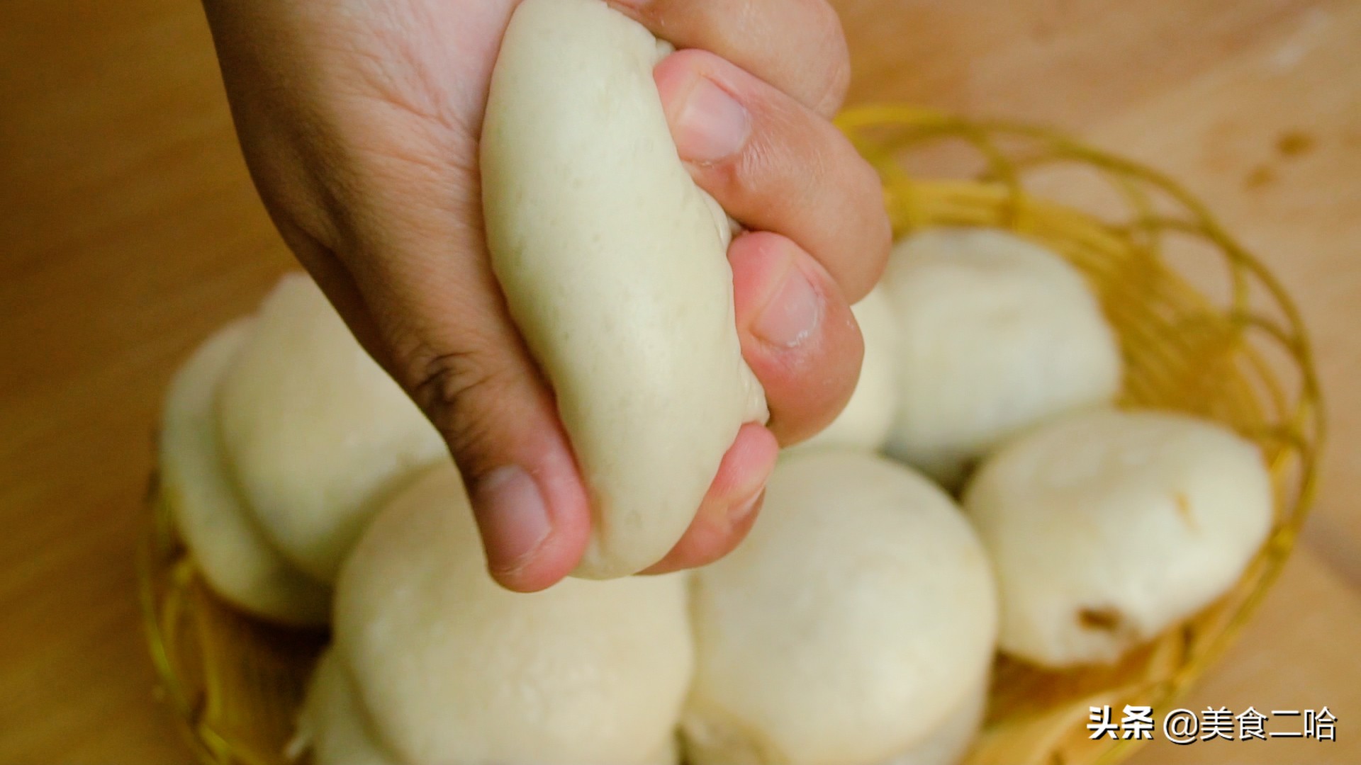 做红糖馒头包子教程全过程,红糖包子做法500g面粉