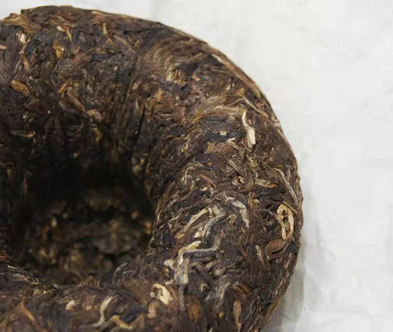 普洱沱茶和普洱茶有什么区别,普洱茶饼和茶沱哪个好