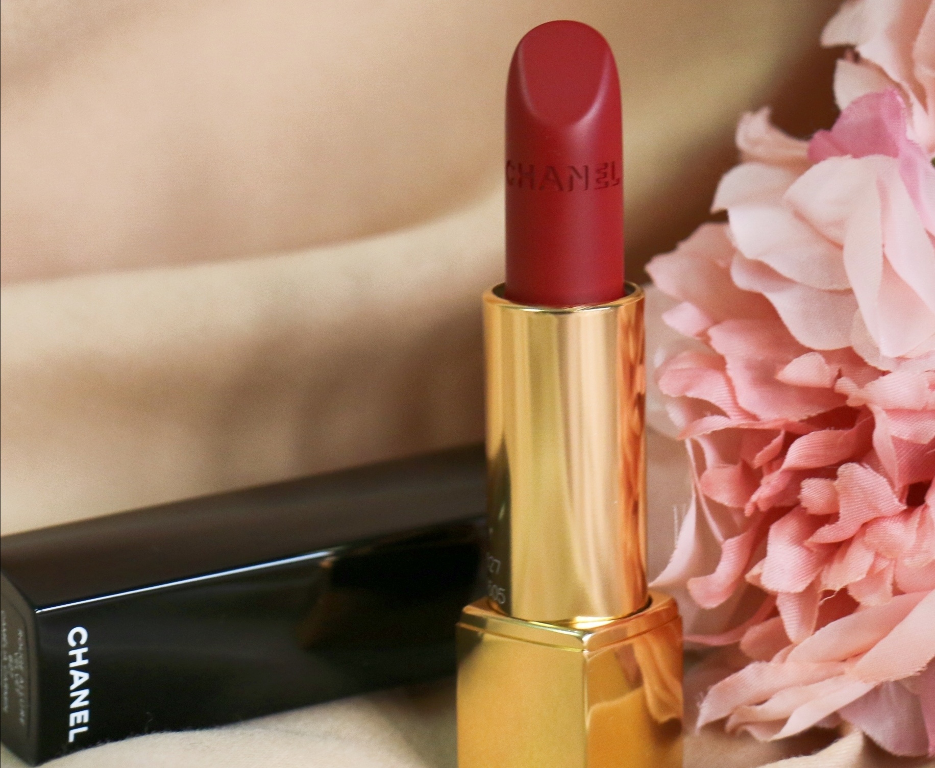 山茶花chanel口红 (香奈儿山茶花口红显白推荐)