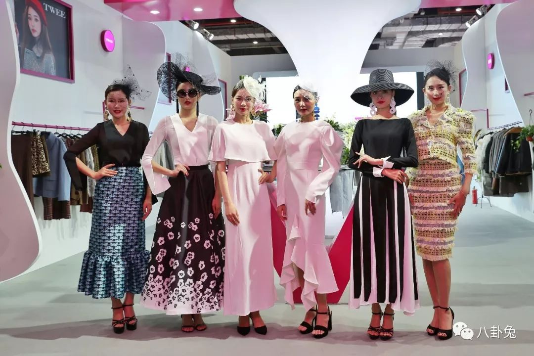 钻石鞋子价格表,2700万钻石鞋