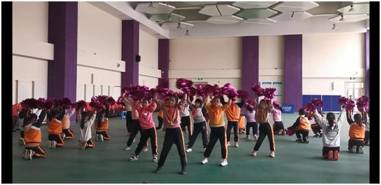 东风路小学的啦啦操,河南省东风路小学啦啦操