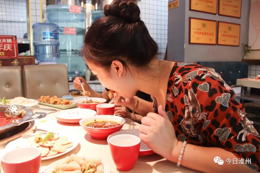 专注制作鱼火锅,专业做鱼蛙火锅整整20年了