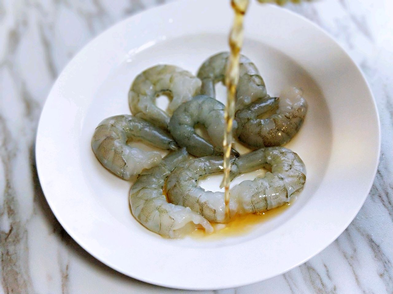 自己在家怎么做披萨简单又好吃,在家也能做披萨制作简单可口美味