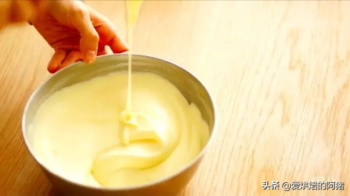 邱莹莹同款草莓奶油蛋糕，基础戚风胚，徒手脱模剖片及抹面挤花