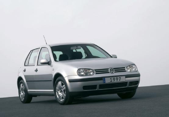 5000预算这三款省油小车最值,5000块钱能买的车型