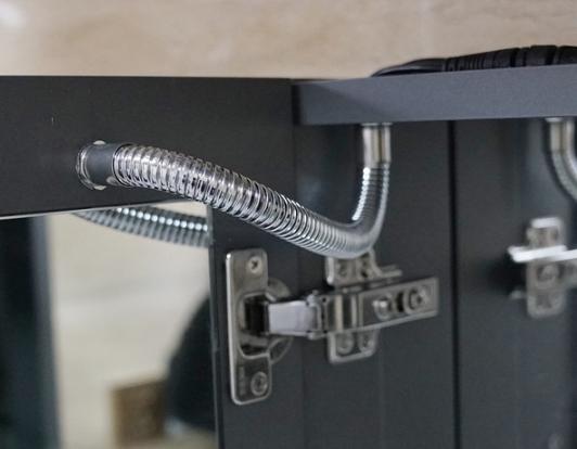 智能镜柜和普通镜柜哪个更实用,镜柜能换智能镜吗