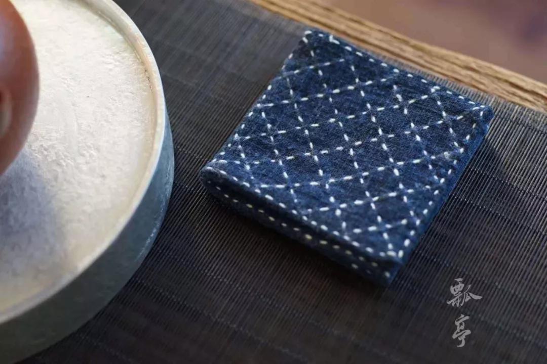 刺绣绣法最简单的方法,刺绣经典针法与图案珠绣