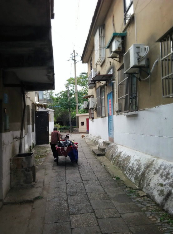 镇江有生活气息的地方,镇江的地方特色