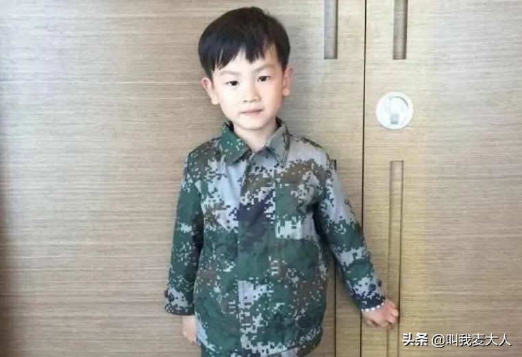 翻版马蓉王宝强,王宝强离婚后带女儿生活