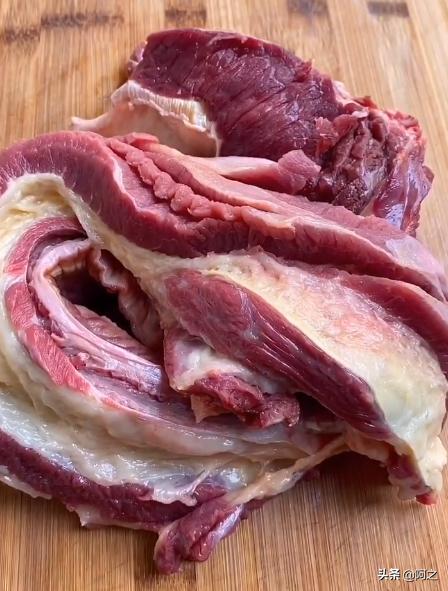 炖的牛肉又柴又硬怎么办,炖好的牛肉太腻怎么办