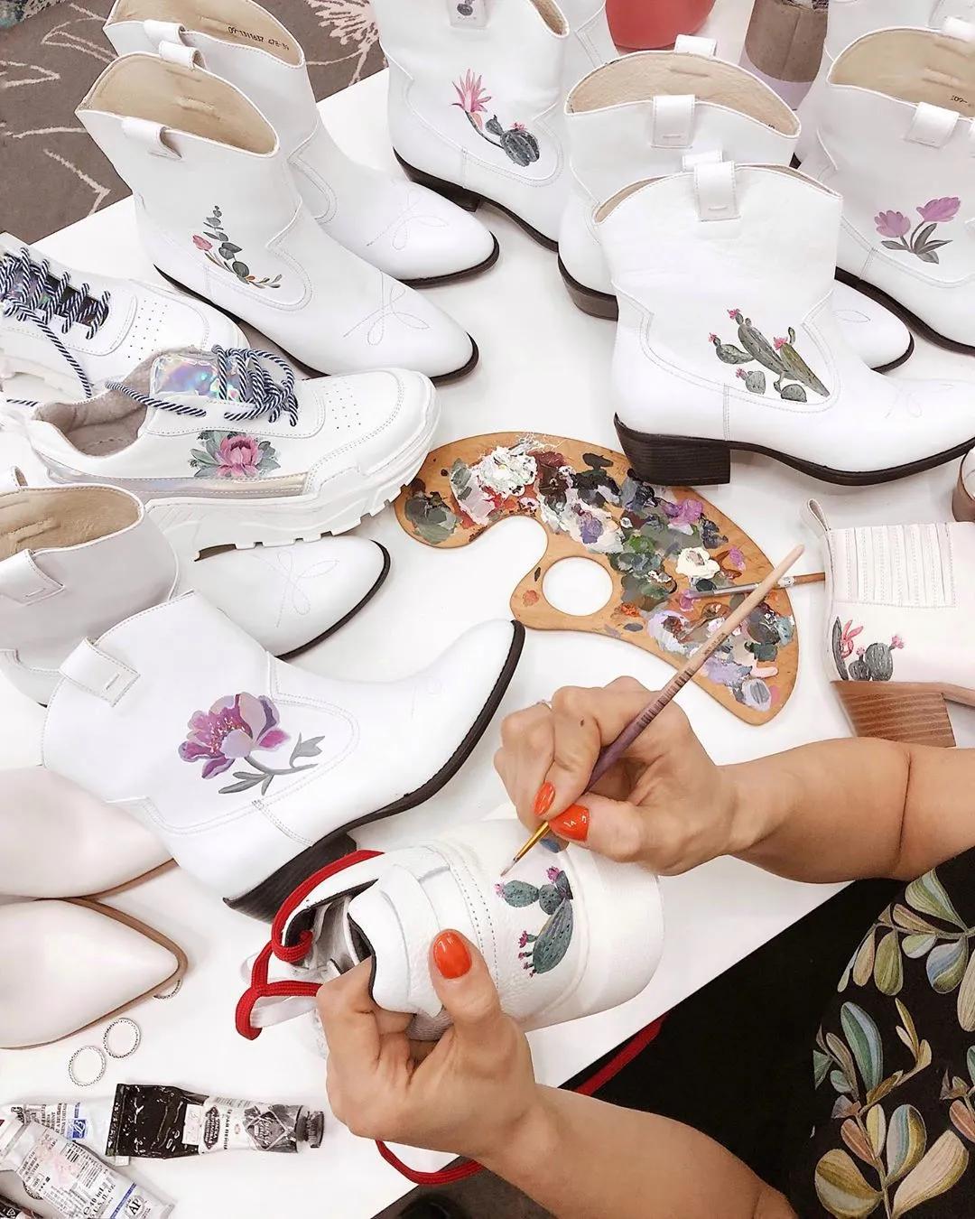 花卉墙绘,墙绘花卉色彩作品