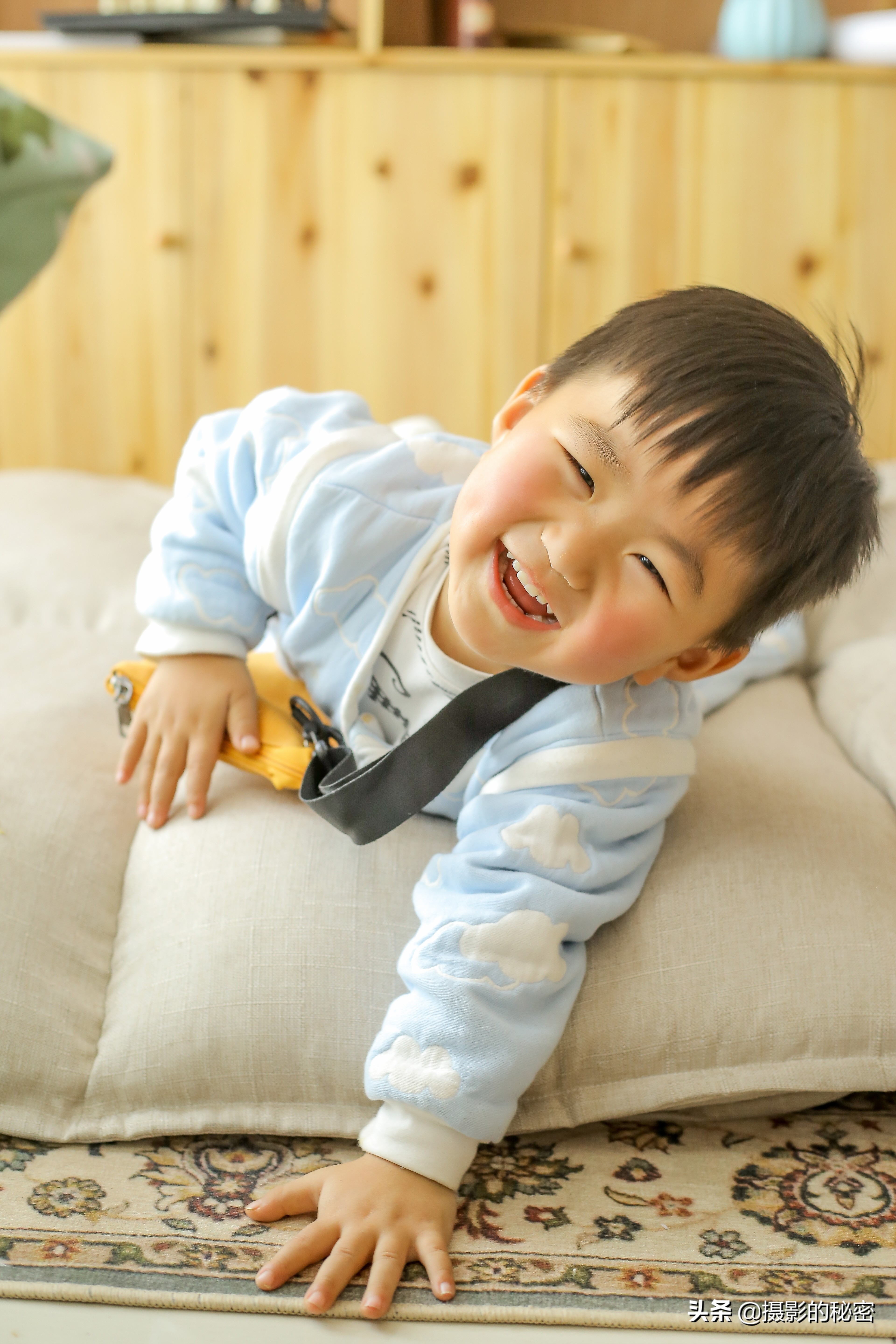 专访｜从300元的助理，到10000+的摄影总监：我把客人变成了爱人