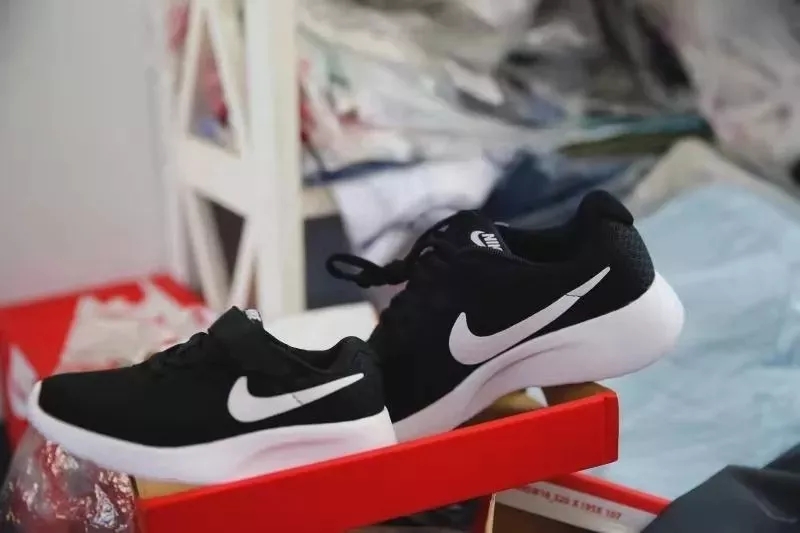 青岛男子微信上甩卖“名牌包”，香奈儿公司不淡定了…