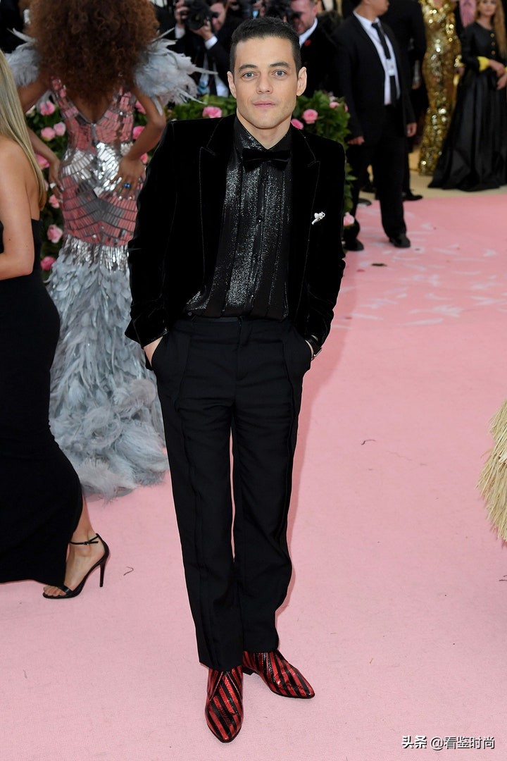 电影中痞帅的拉米·马雷克,没想到衣品相当了得,9个理念可借鉴