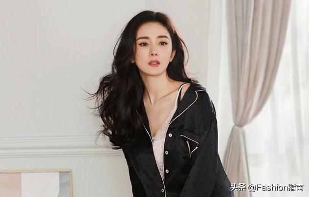 杨幂周冬雨何穗为代言人,维密杨幂何穗周冬雨